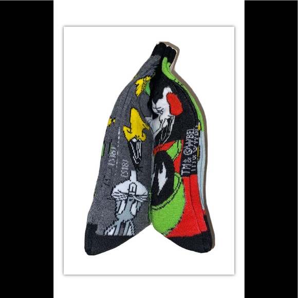 Bugs Daffy Marvin Sylvester Crew Socks 2Pair Men 6-12  Black Looney Tunes WB NEW - Picture 8 of 12